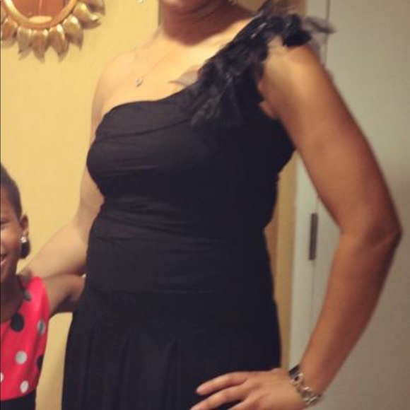 Designer one shoulder evening gown - Picture 2 of 6